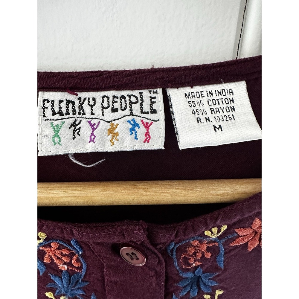 Vintage Flaky People Embroidered Boho Peasant Top Burgundy Folk Festival Medium - Picture 3 of 9